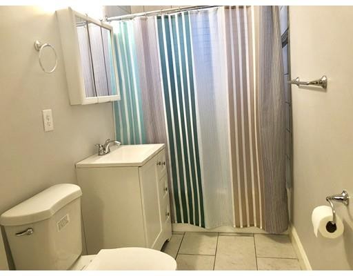 Building Photo - 5 Ellsworth Rd