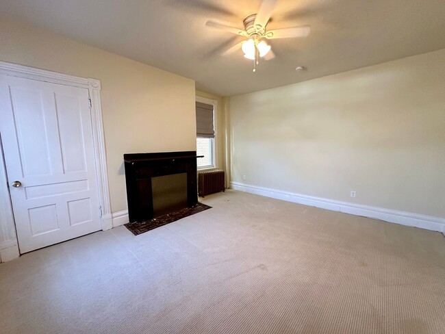 Building Photo - 715 N Beatty St