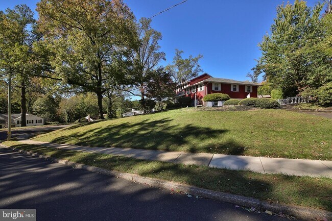 Building Photo - 1806 Jody Rd