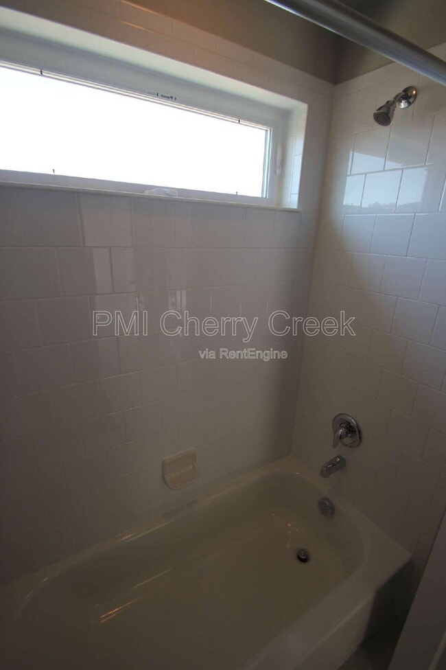 Building Photo - 2406 S Troy Ct