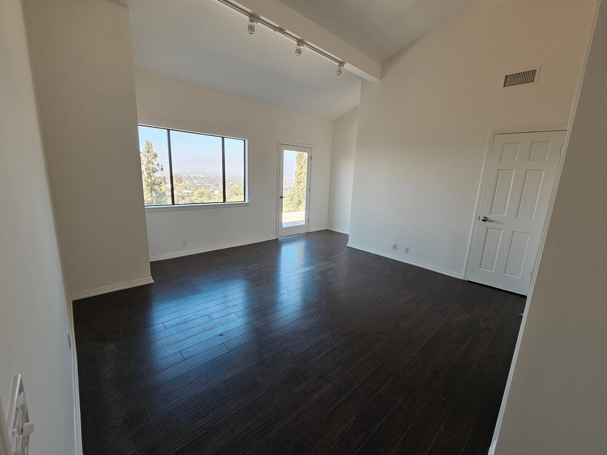 Building Photo - 3622 Roberts View Pl