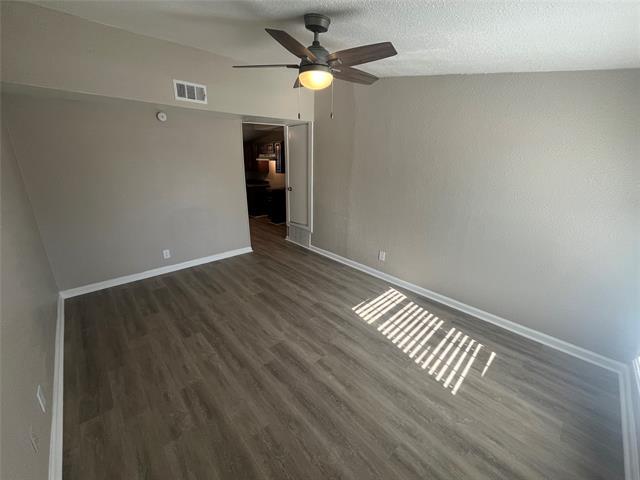 Building Photo - 607 E Miller Rd