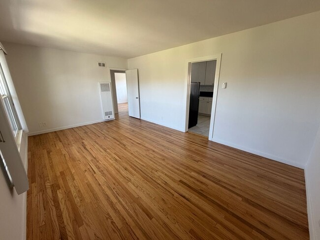 Interior Photo - w4061