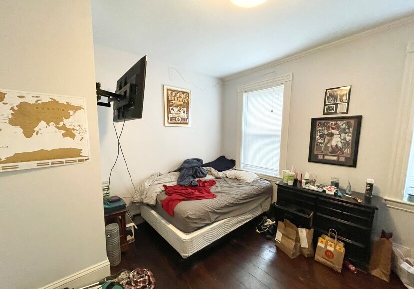 Building Photo - 31 Rawson St