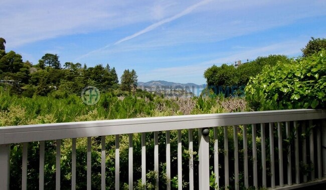 Building Photo - 40 Seafirth Rd