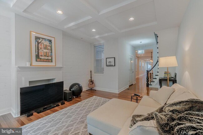 Building Photo - 223 S Collington Ave