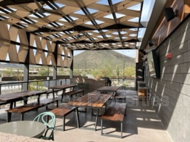 Building Photo - 12534 W Calle de Sol