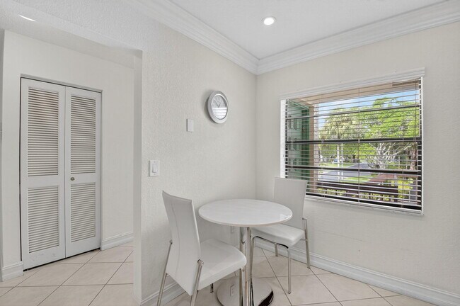 Building Photo - 21988 Cypress Dr