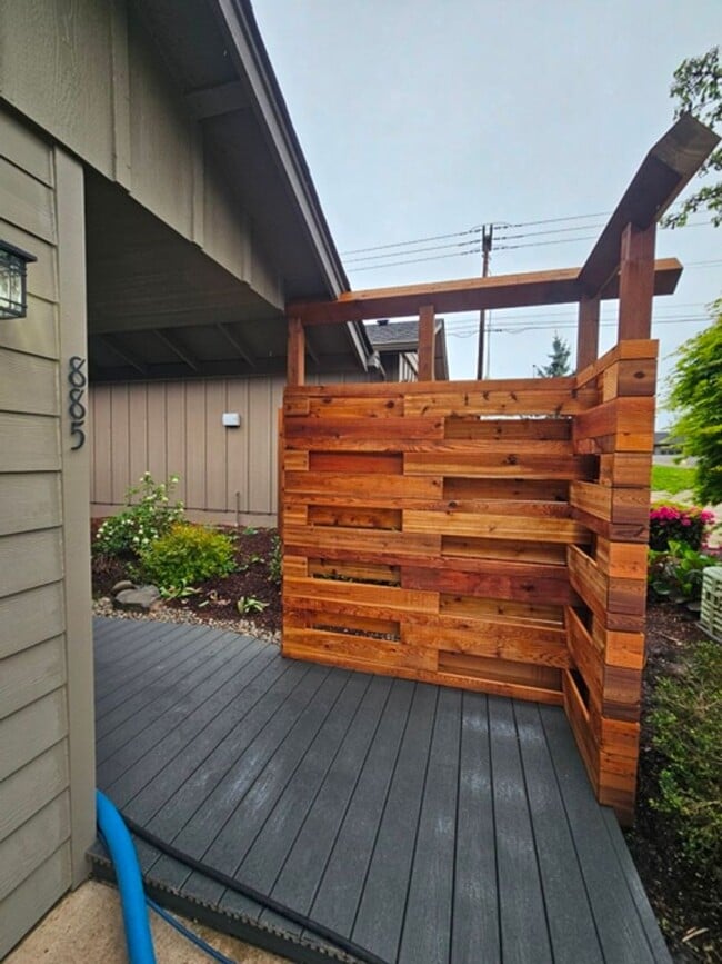 Building Photo - 3Bd/2Ba Single Story Home-Available to view beginning 4/27/2026!