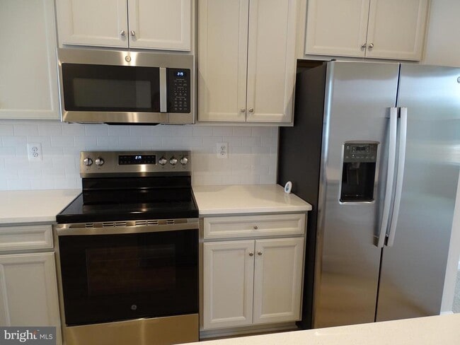 Building Photo - 4605 Abbotswell Pl