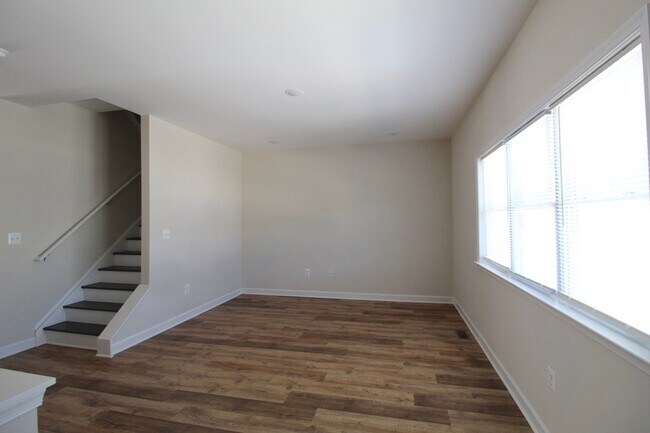 Building Photo - 1428 Appaloosa Ct
