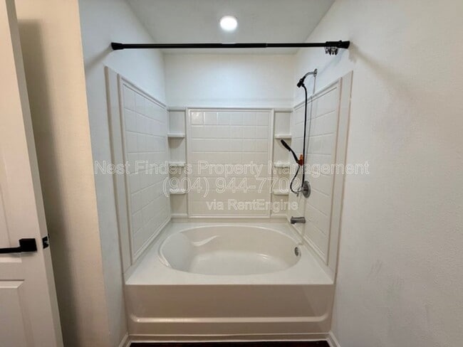 Building Photo - 3640 Alta Lakes Blvd