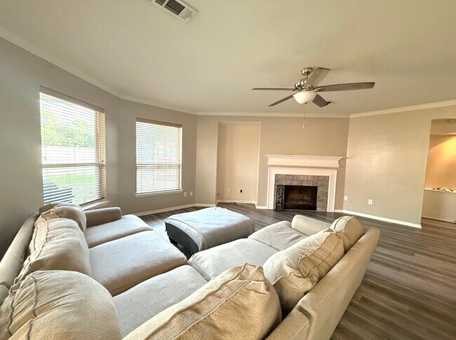 Building Photo - 19202 Poplar Trails Ln