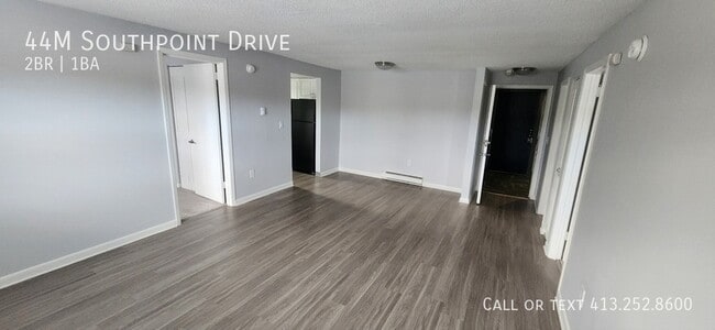 Building Photo - 44 Southpoint Dr