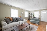 Building Photo - 5144 Primrose Ave