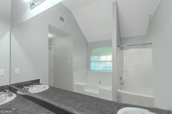 Building Photo - 10806 Misty Meadows Ct