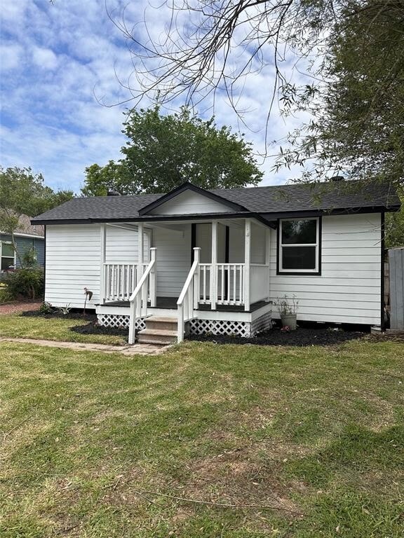 Primary Photo - 2622 28th Ave N
