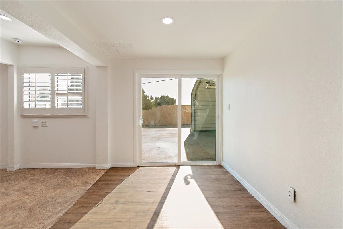 Building Photo - 4270 Woodward