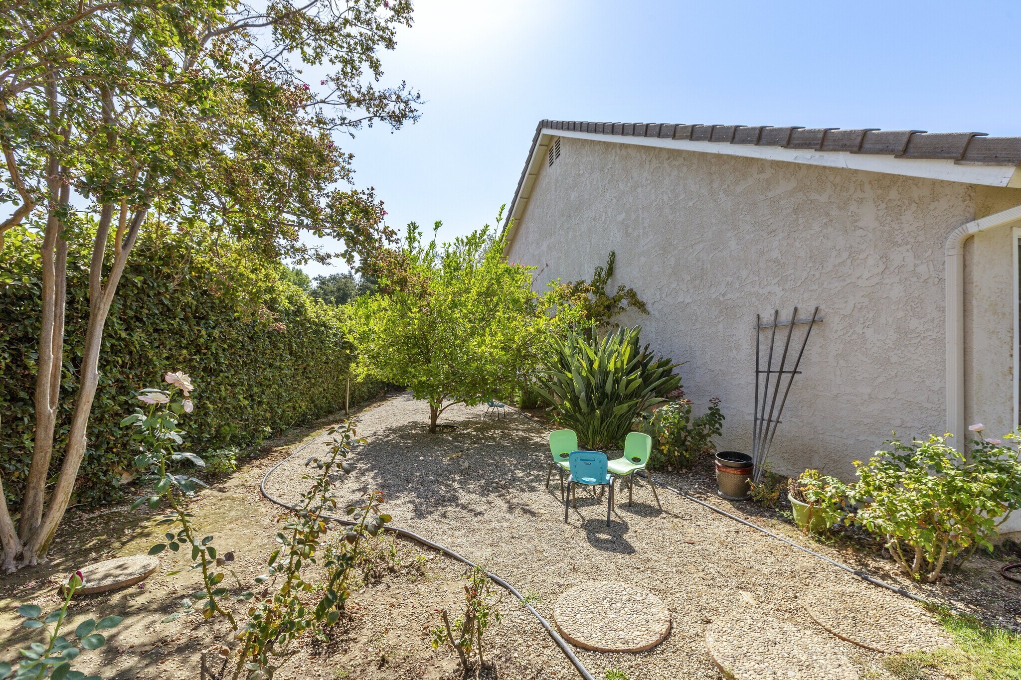 Sideyard - 6146 Shadycreek Dr