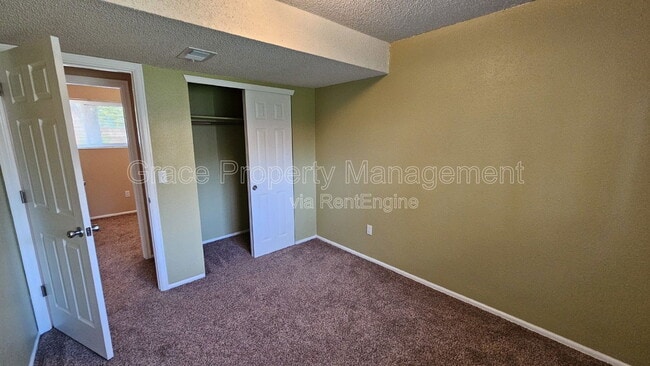 Building Photo - 3234 S Dudley St