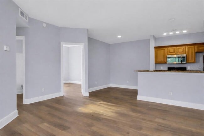 Building Photo - 10110 Winsford Oak Blvd