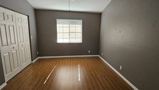 Building Photo - 2 Bedroom Townhouse in Cypress Landing – Available Now! $1299