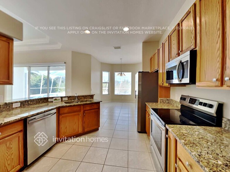 Building Photo - 692 Stillwater Ct