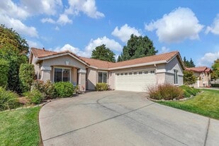 Building Photo - 928 Carter St