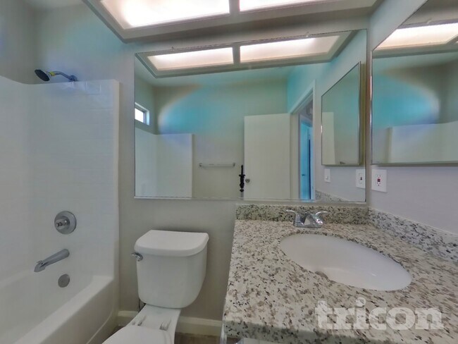 Building Photo - 4149 Shandwick Dr