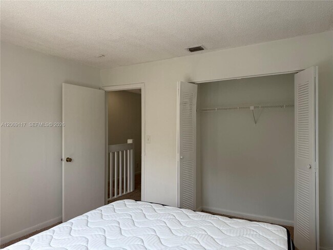 Building Photo - 5200 NW 31st Ave