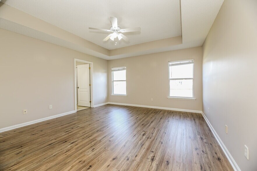 Building Photo - 13919 Ridgewick Dr