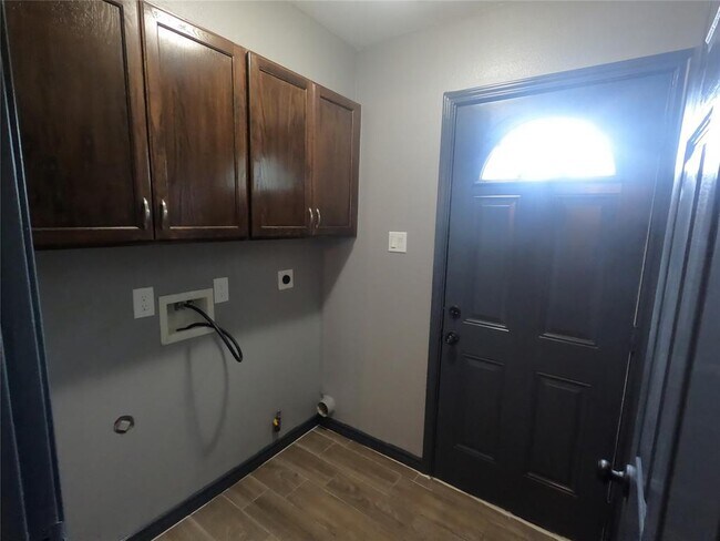 Building Photo - 107 Culmore Dr