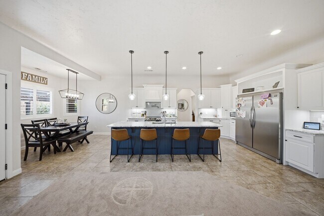 Building Photo - Home with Chef’s Kitchen & RV Parking