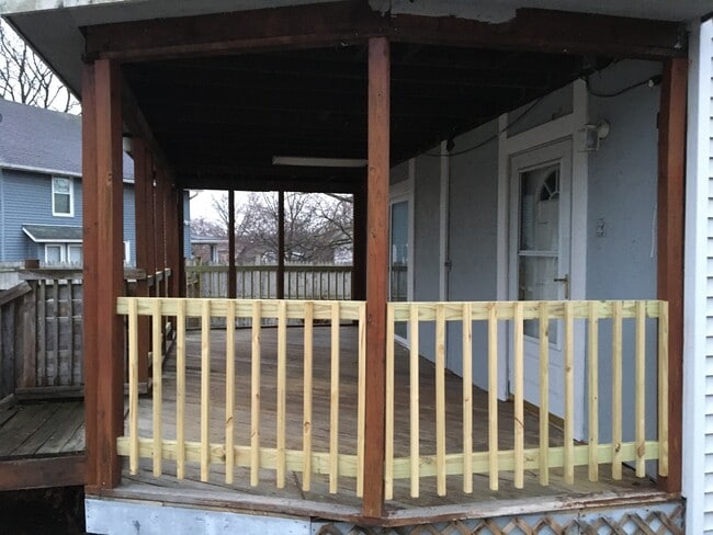 Building Photo - 1352 Sprague St