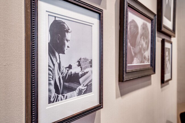 Building Photo - F. Scott Fitzgerald House in Saint Paul Ca...
