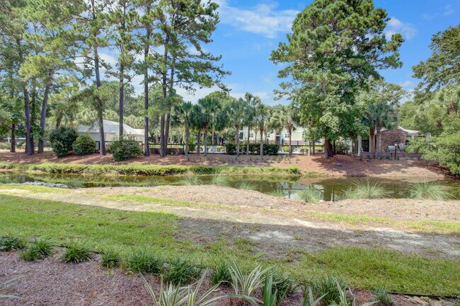 Building Photo - 1025 Riverland Woods Pl