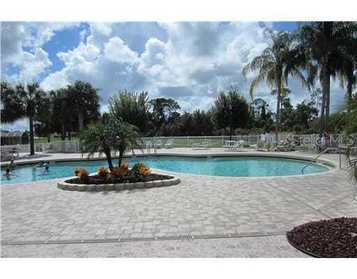 Building Photo - 17201 Indian Creek Dr