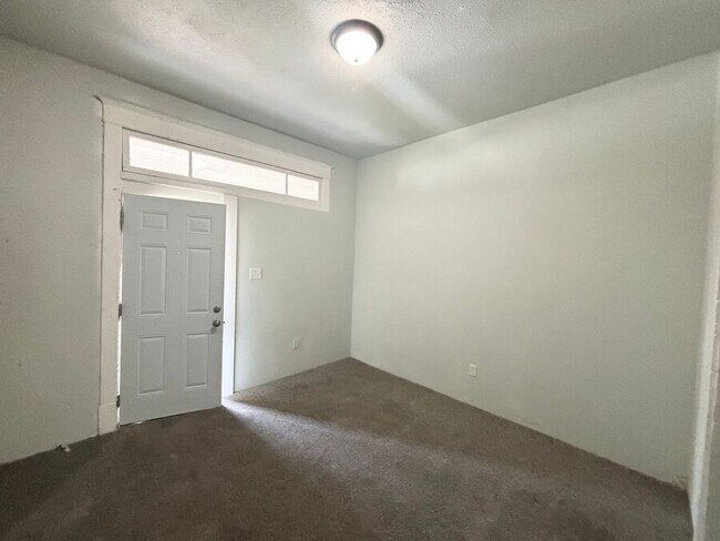 Building Photo - 1627 Alston Ave