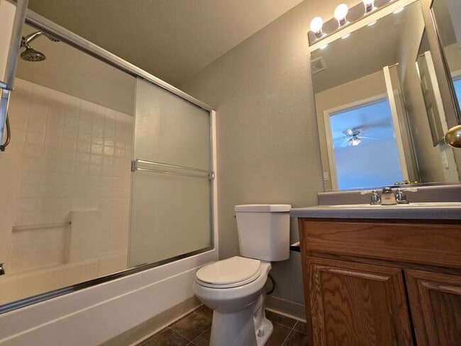 Building Photo - Charming 3 Bedroom, 2 Bath Home with Large...
