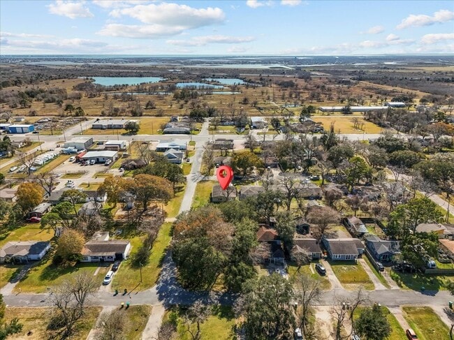 Building Photo - 1002 Orange St