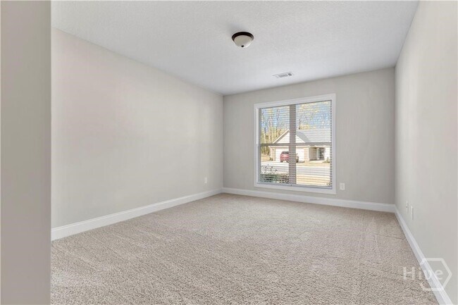 Building Photo - 2164 Savannah Dr