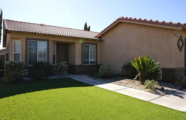 Building Photo - 82381 Grant Dr