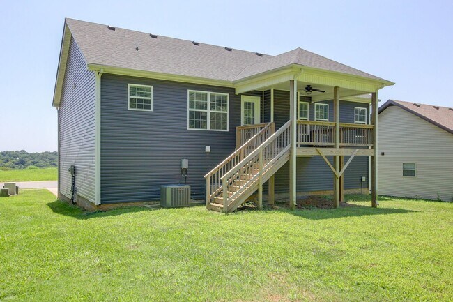 Building Photo - 1121 Cardinal Creek Dr