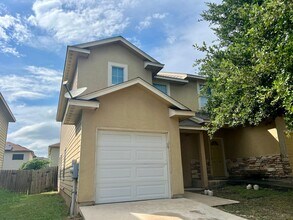 Building Photo - 5107-5109 Flipper Dr