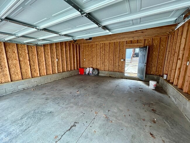 Building Photo - 2511 S Delaware St