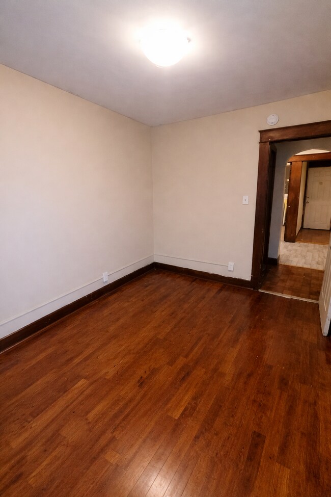 Building Photo - 270 Livingston Ave