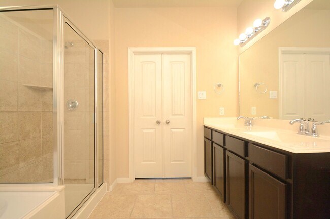 Building Photo - 7418 Durango Creek Dr
