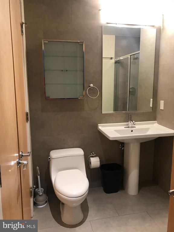 Building Photo - 1133 14th St NW