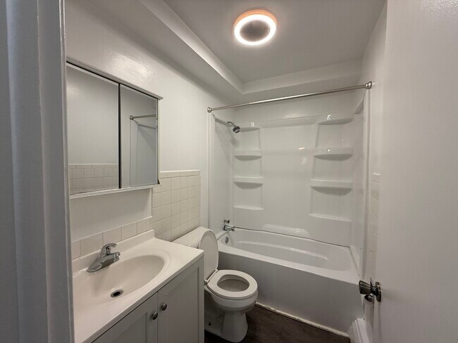 Building Photo - 1819 N 38th Ave