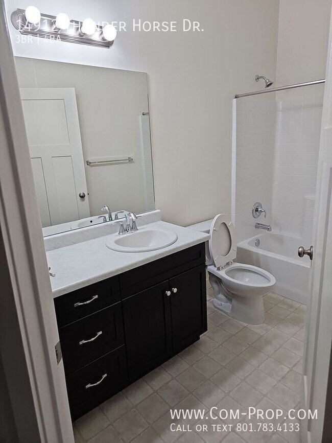 Building Photo - 14912 S Thunder Horse Ln